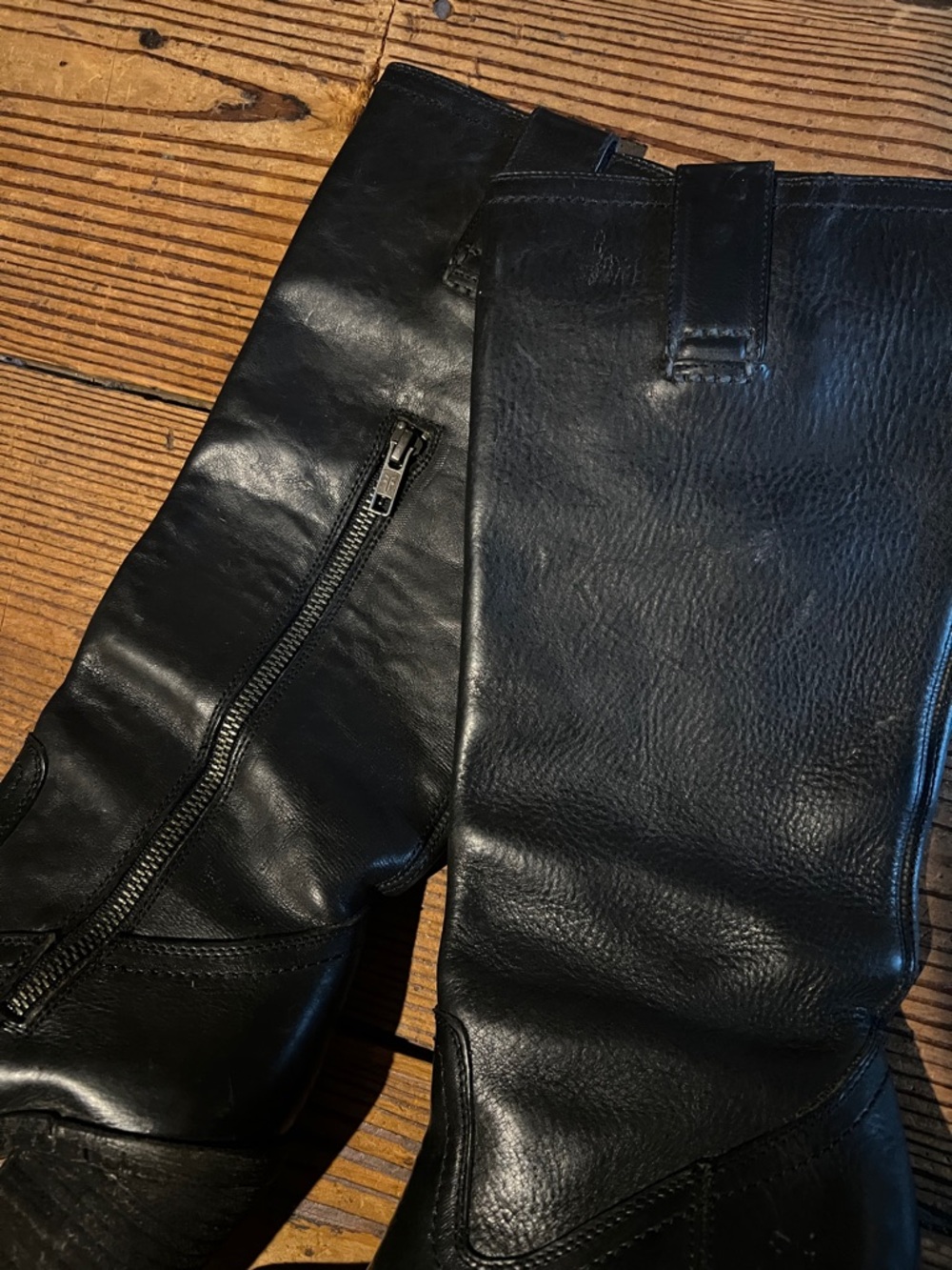 Frye Black Leather Mid-Calf Block Heel Boots - Picture 4 of 7